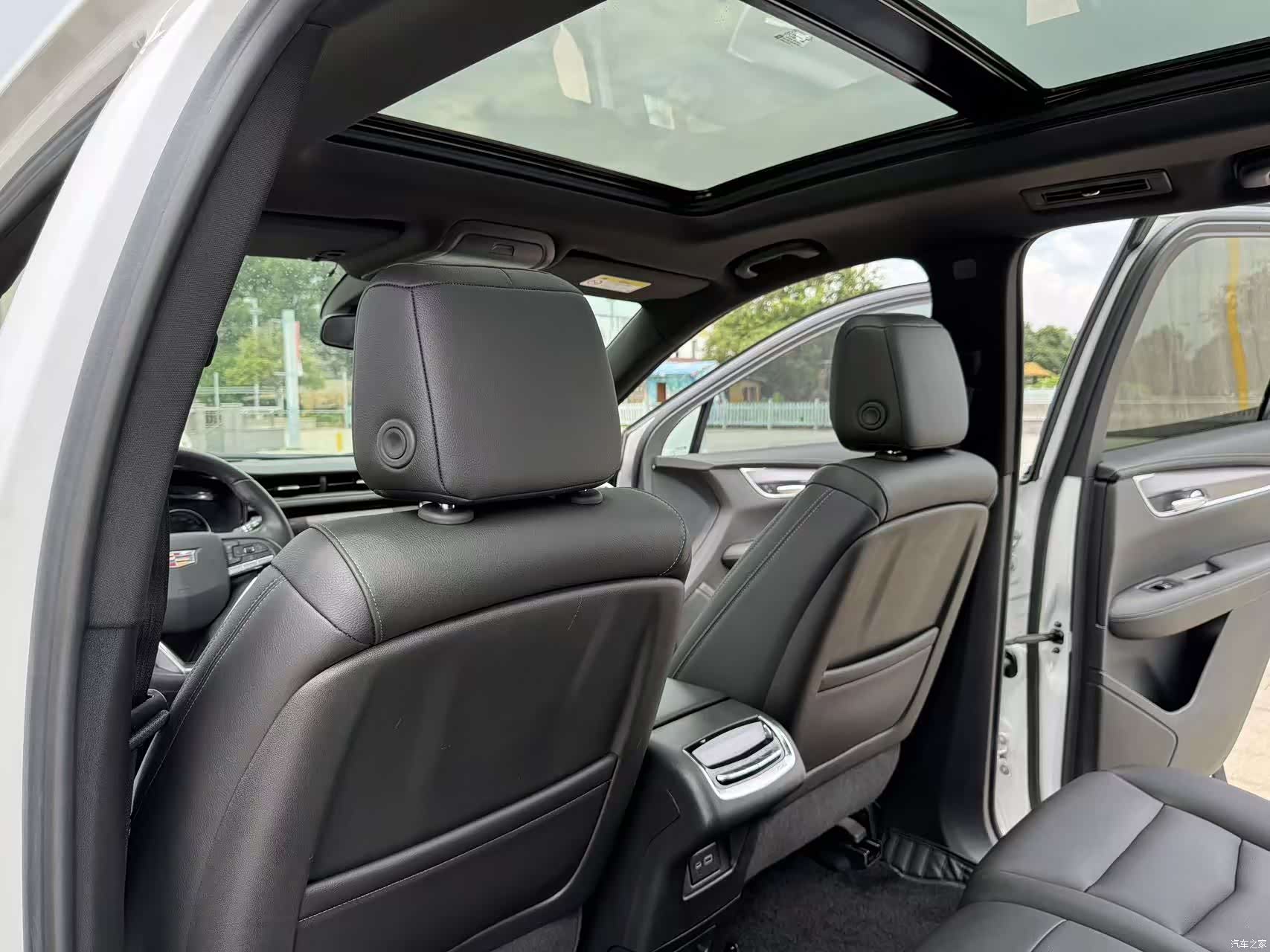 Cadillac XT6, 2021 15
