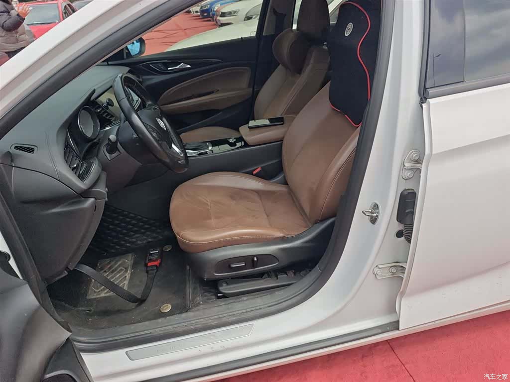 Buick Regal, 2019 10