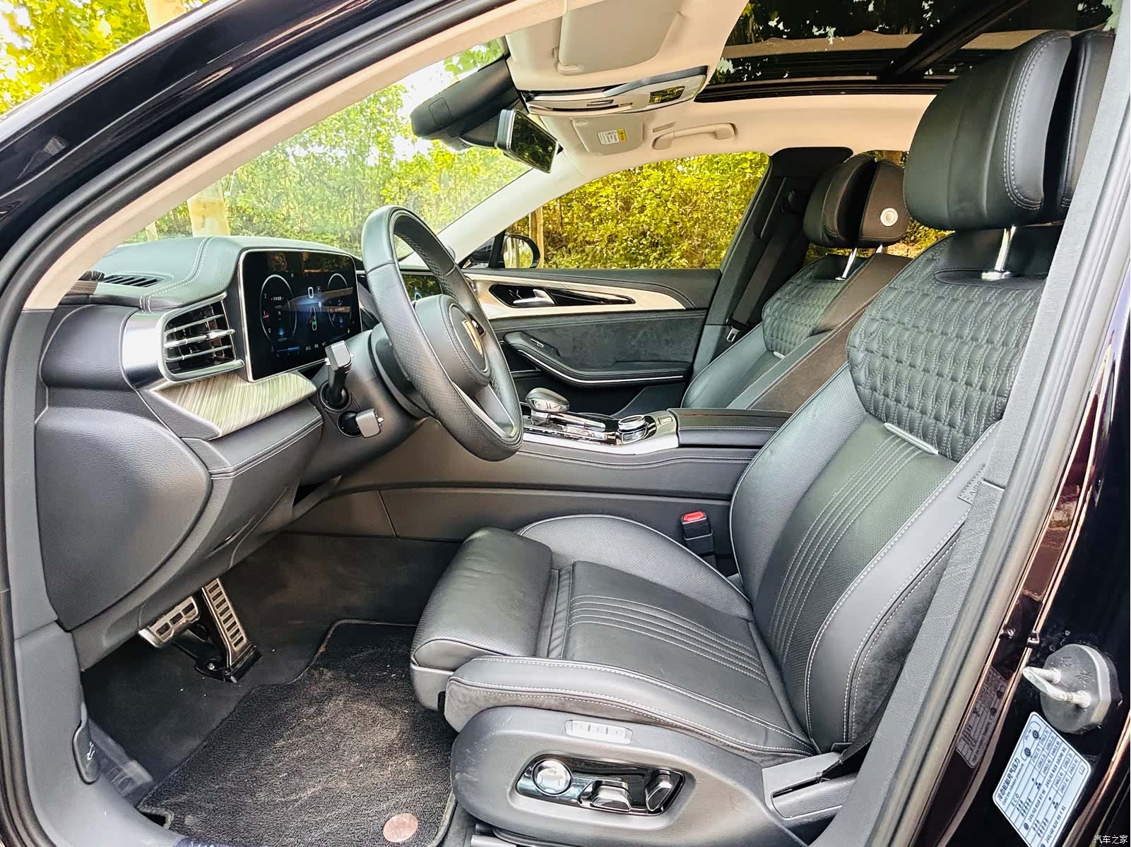 Hongqi H9, 2022 все фото