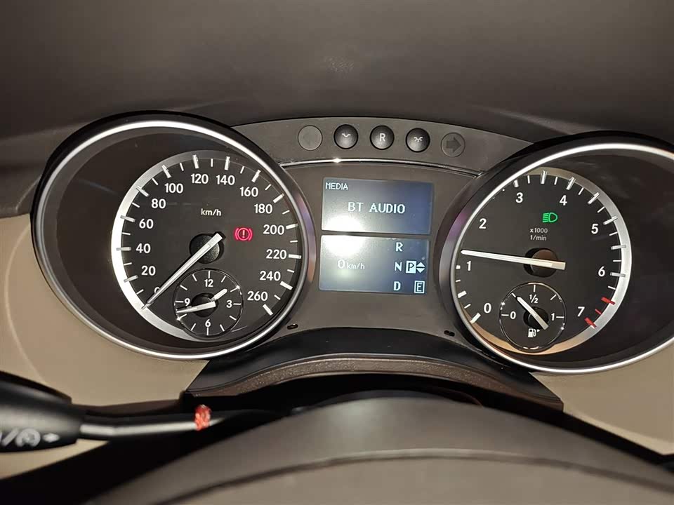 Mercedes-Benz R-class