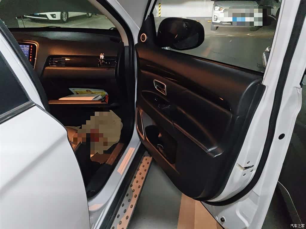 Mitsubishi Outlander, 2017 20