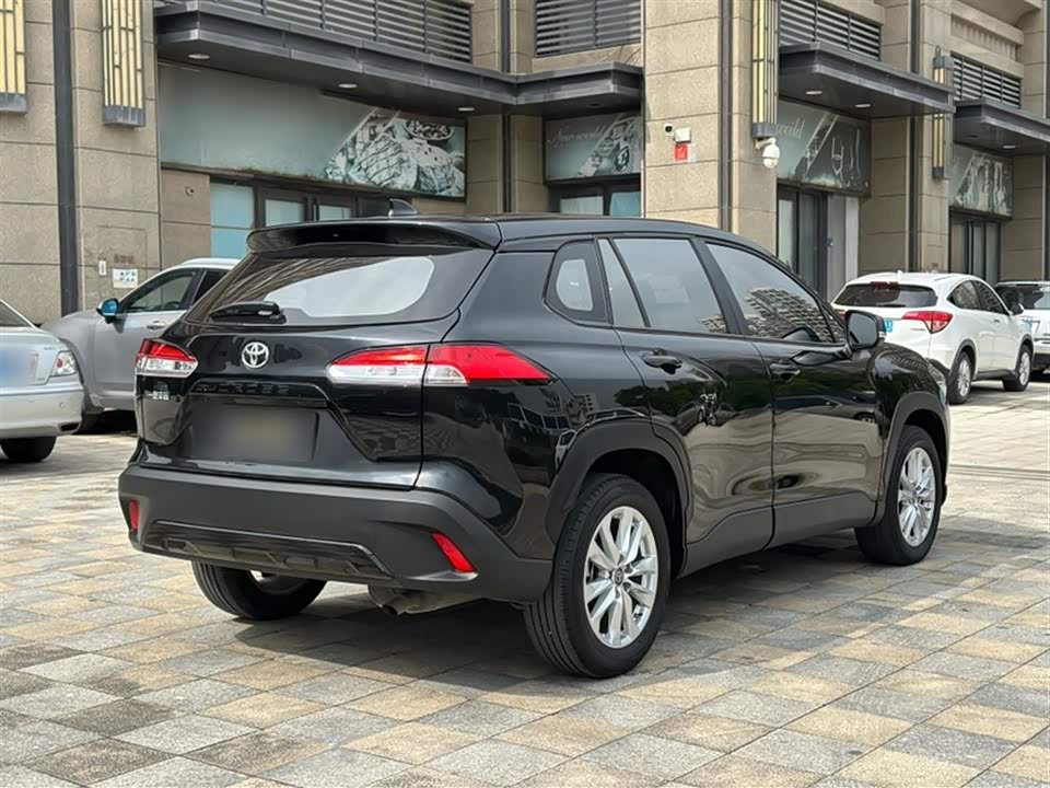 Toyota Corolla Sharp amplifier