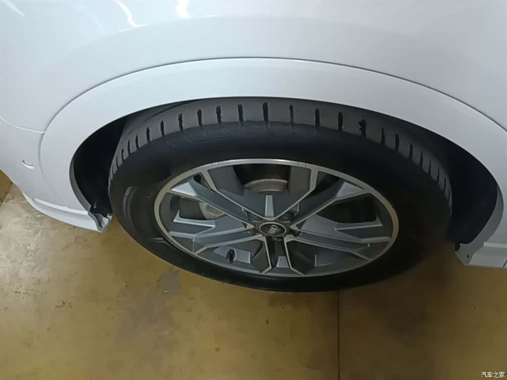 Audi Q3, 2022 23