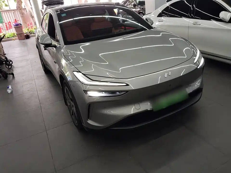 NIO L60