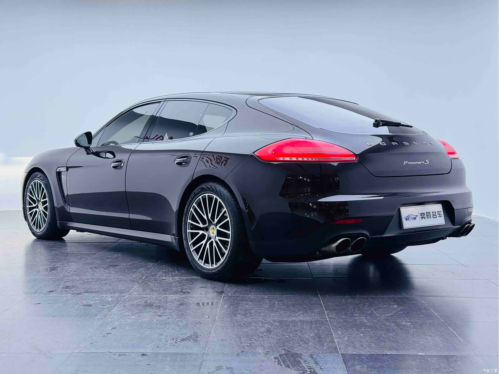 Porsche Panamera, 2014 4