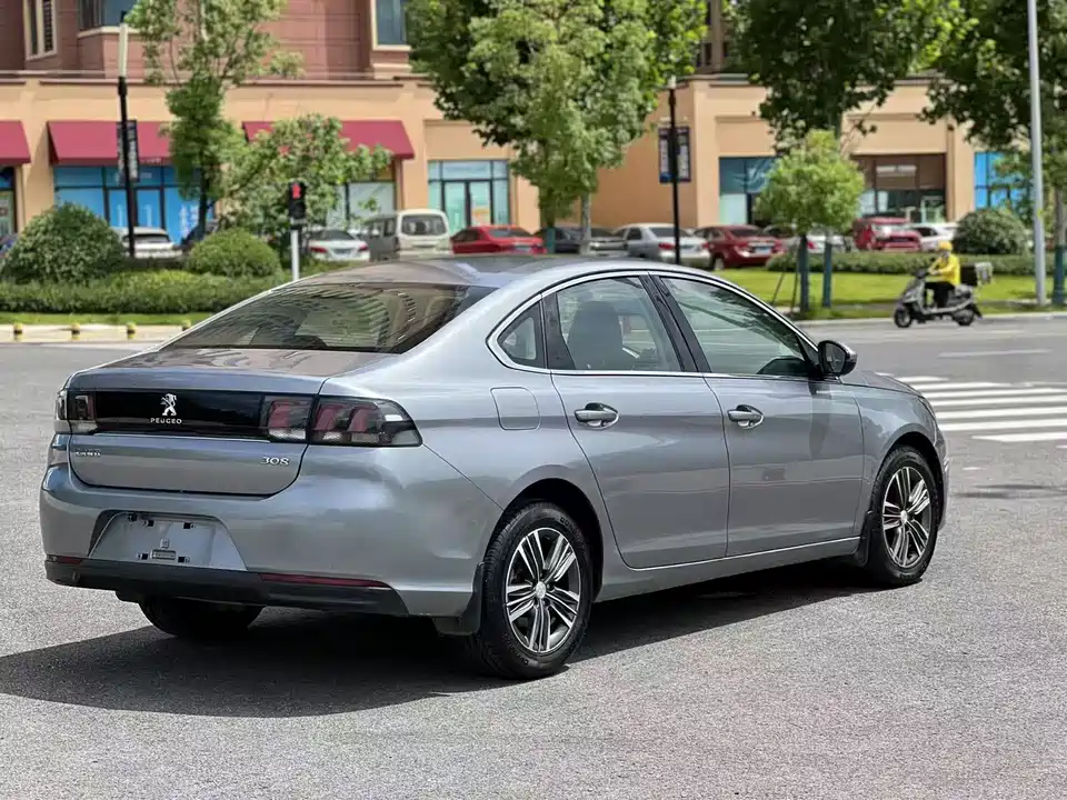 Peugeot 308