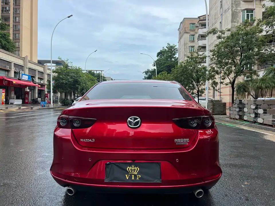Mazda 3 Angkesaila