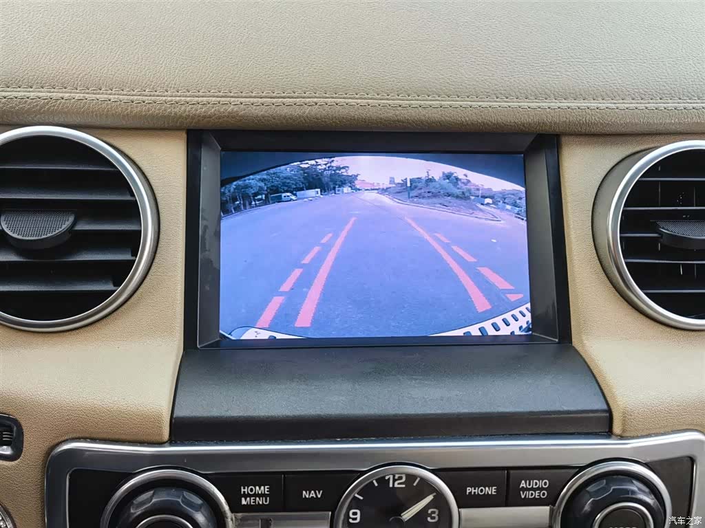 Land Rover Discovery, 2013 15