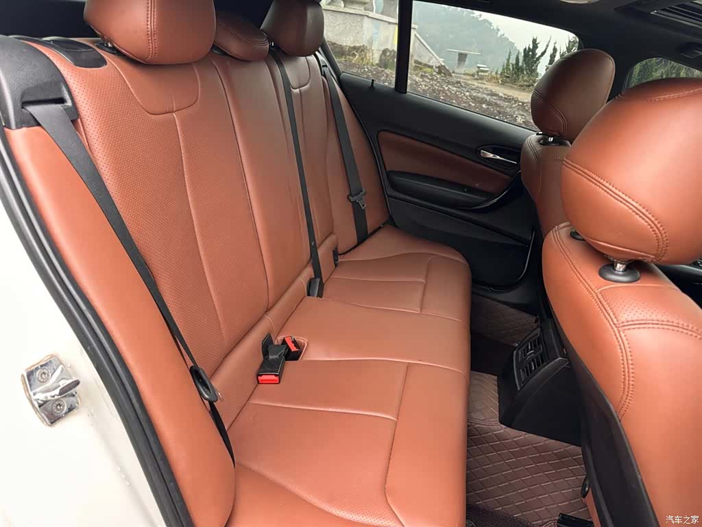BMW 1 Series, 2012 11