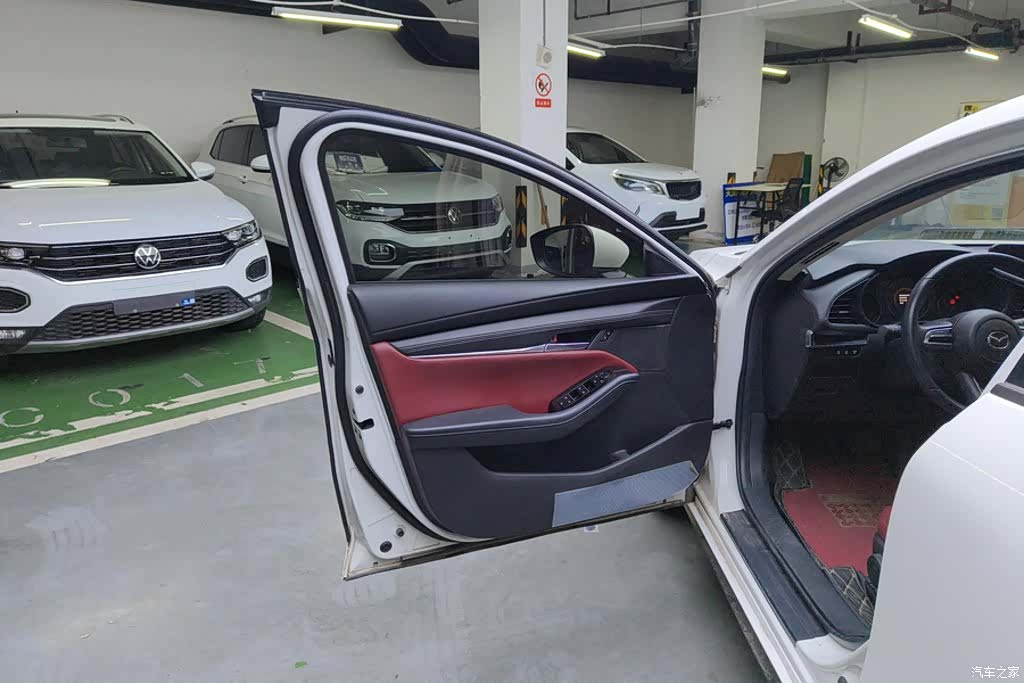 Mazda Mazda3, 2021 7