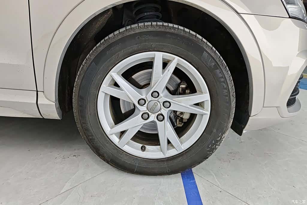 Audi Q3, 2017 6