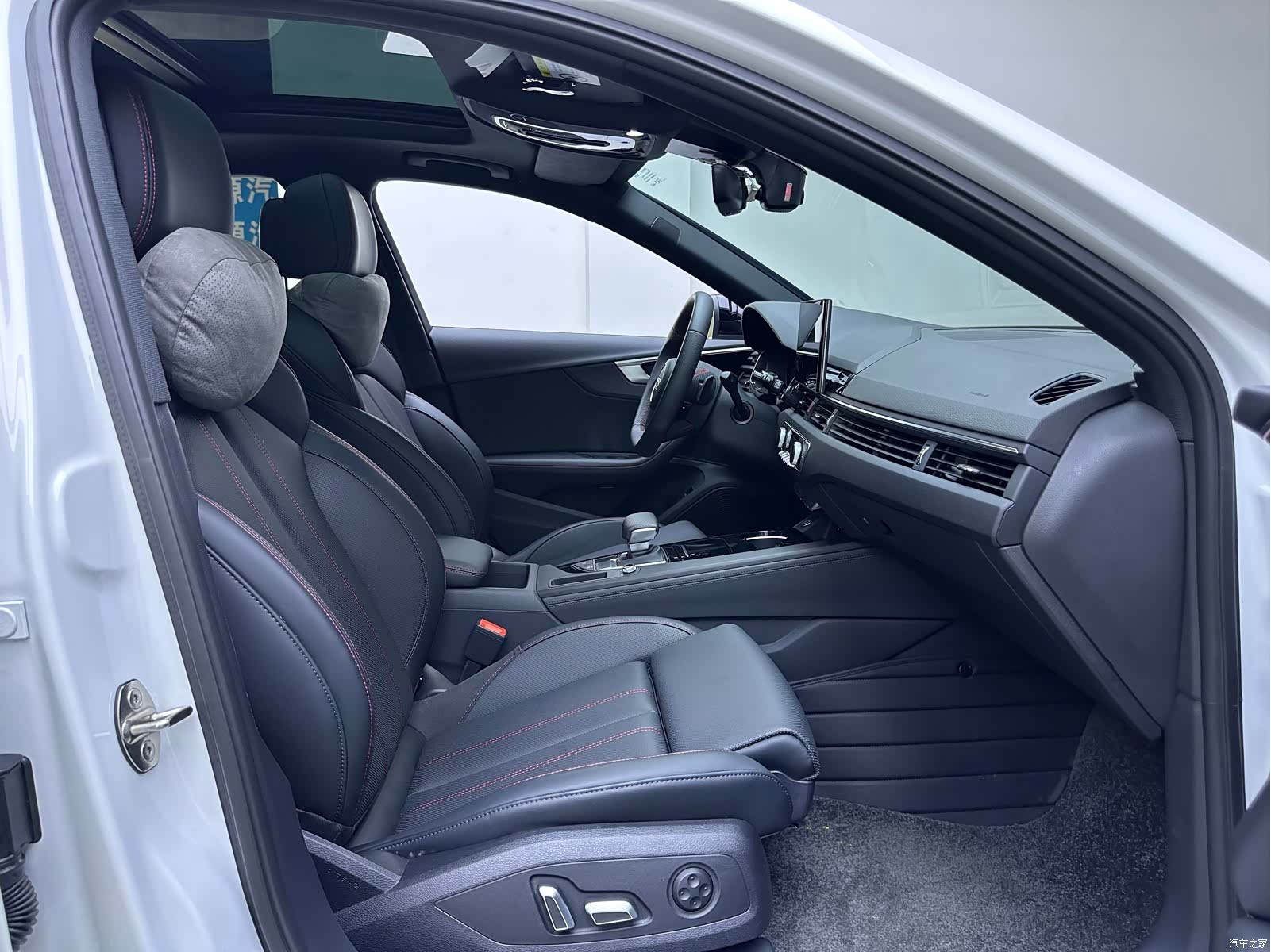 Audi A4L, 2025 12