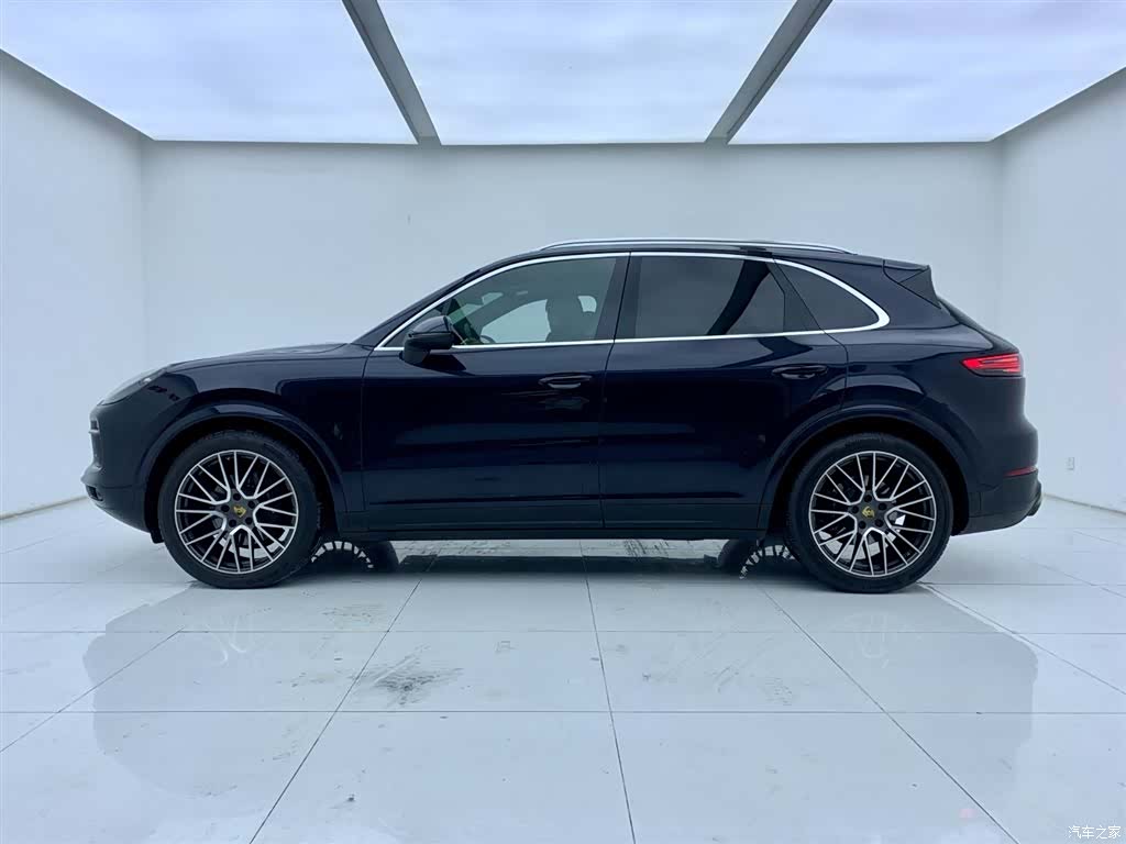 Porsche Cayenne, 2021 все фото
