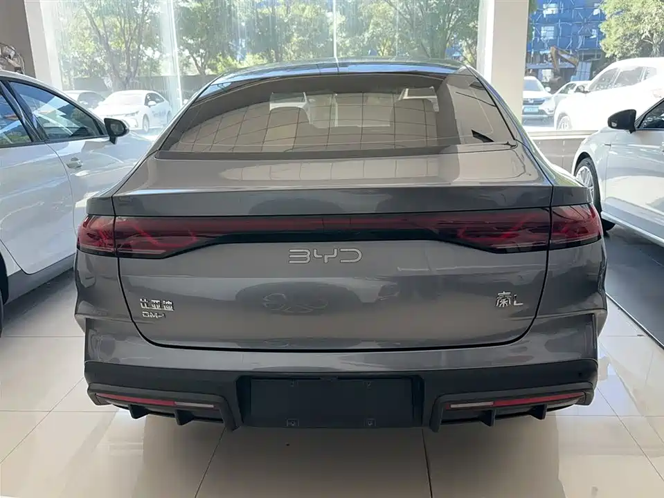 BYD Qin L