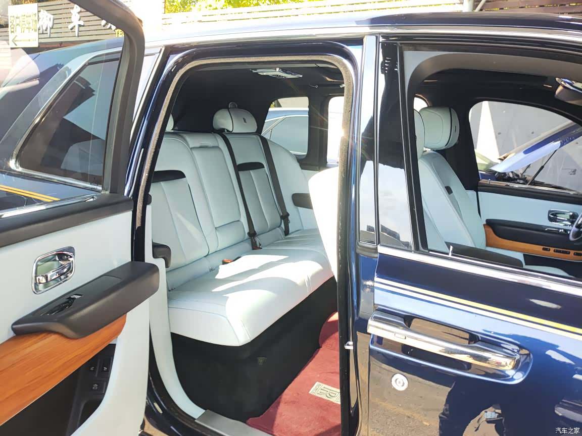 Rolls-Royce Cullinan, 2019 6
