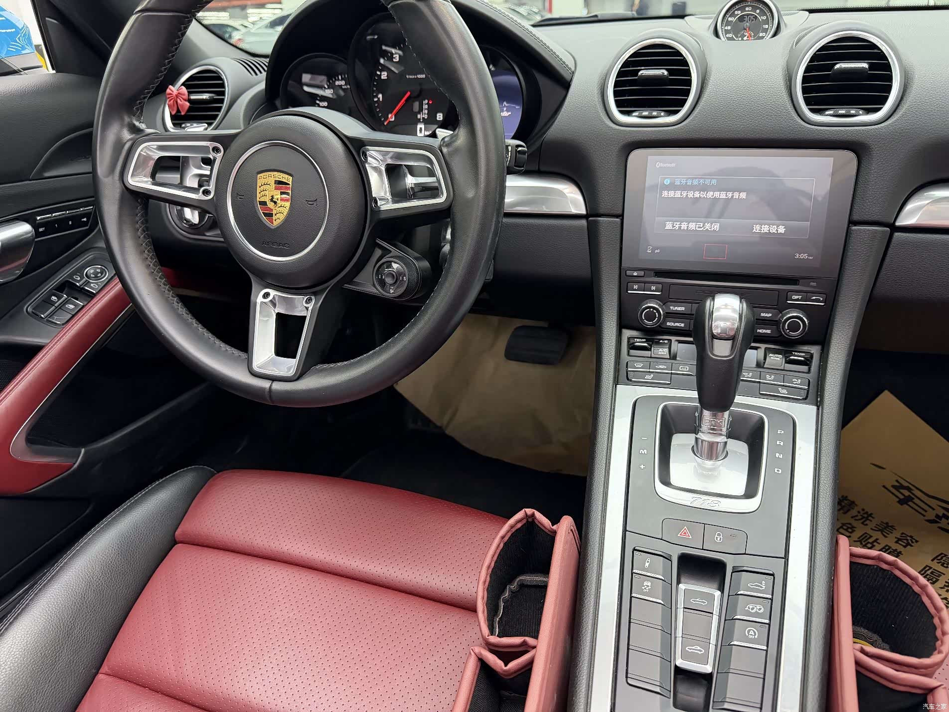 Porsche Boxster, 2017 все фото