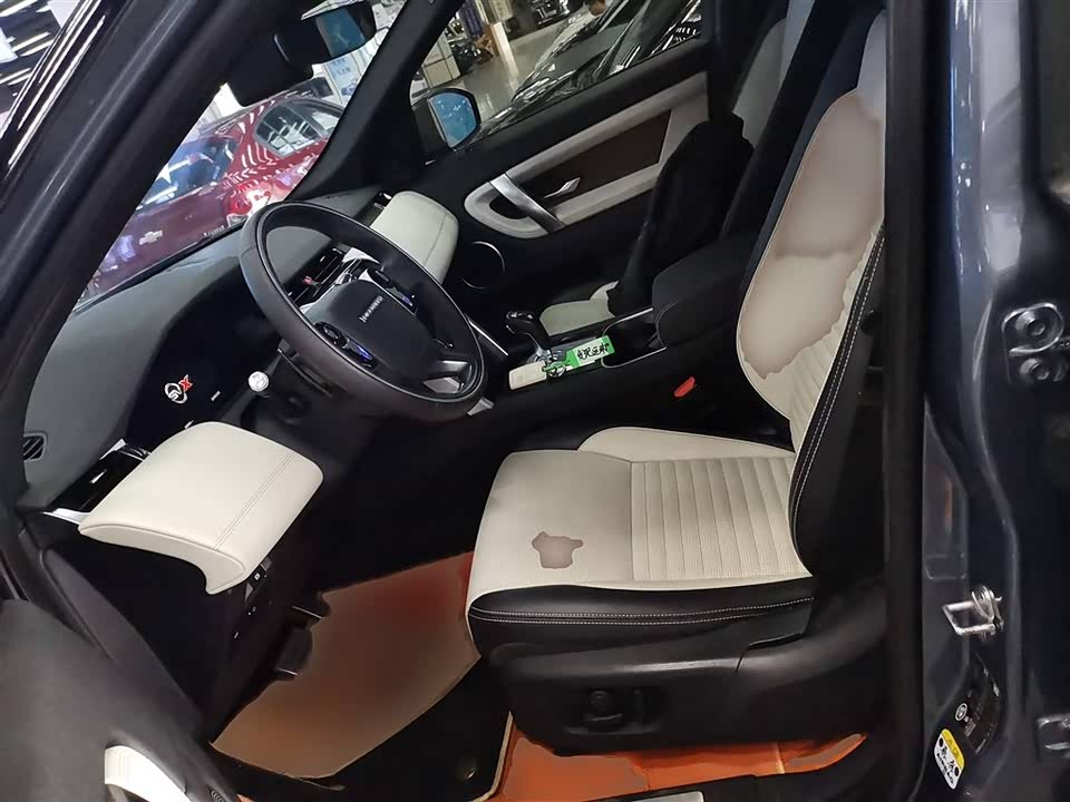 Land Rover Discover sports