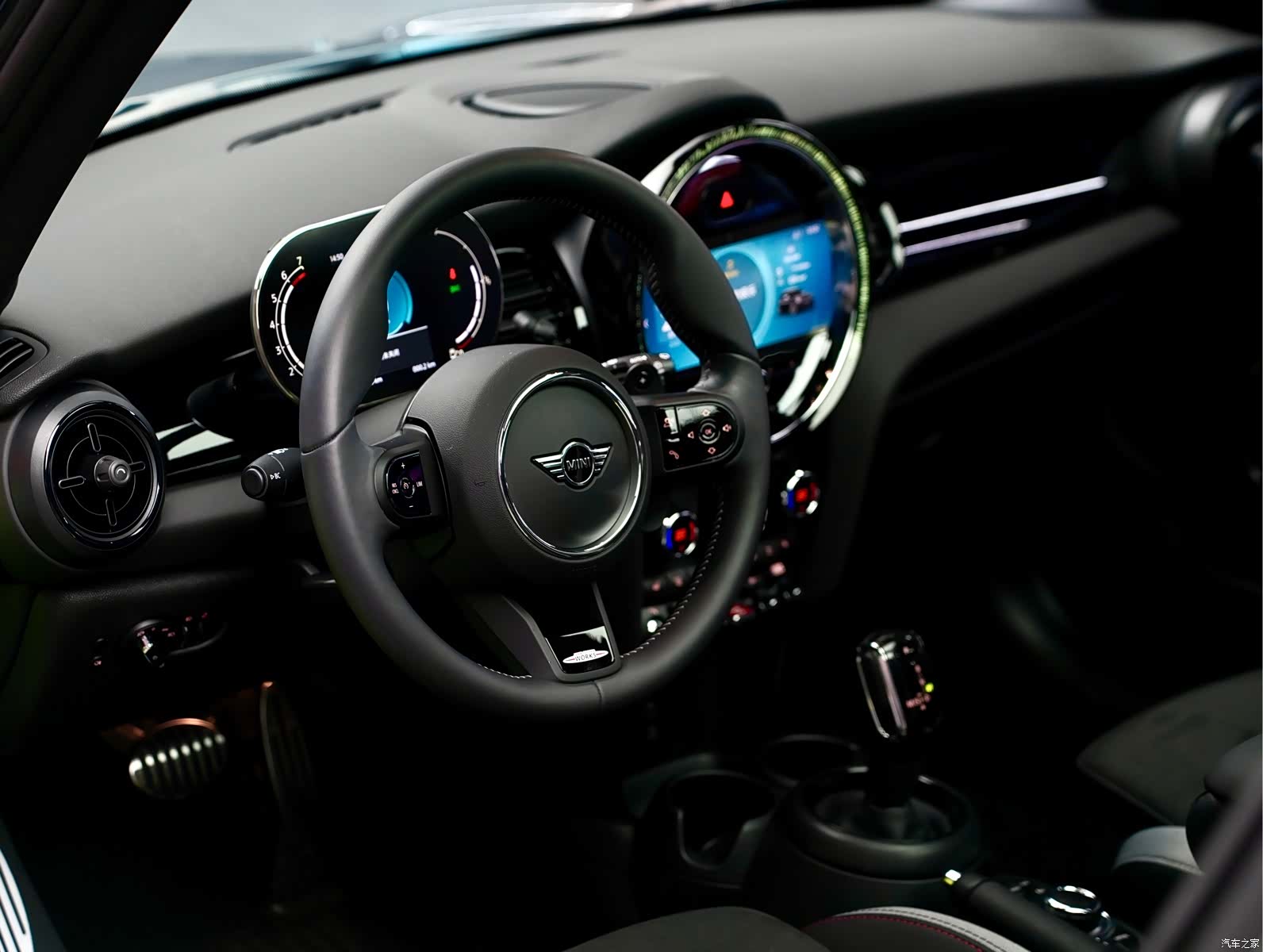 Mini Cooper, 2024 13