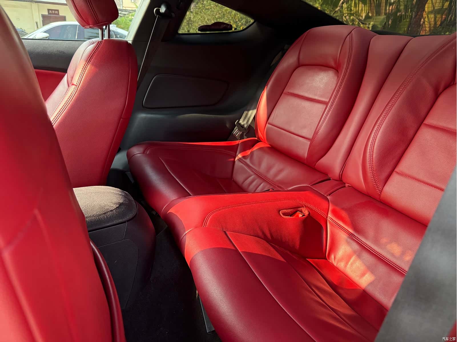 Ford Mustang, 2018 все фото