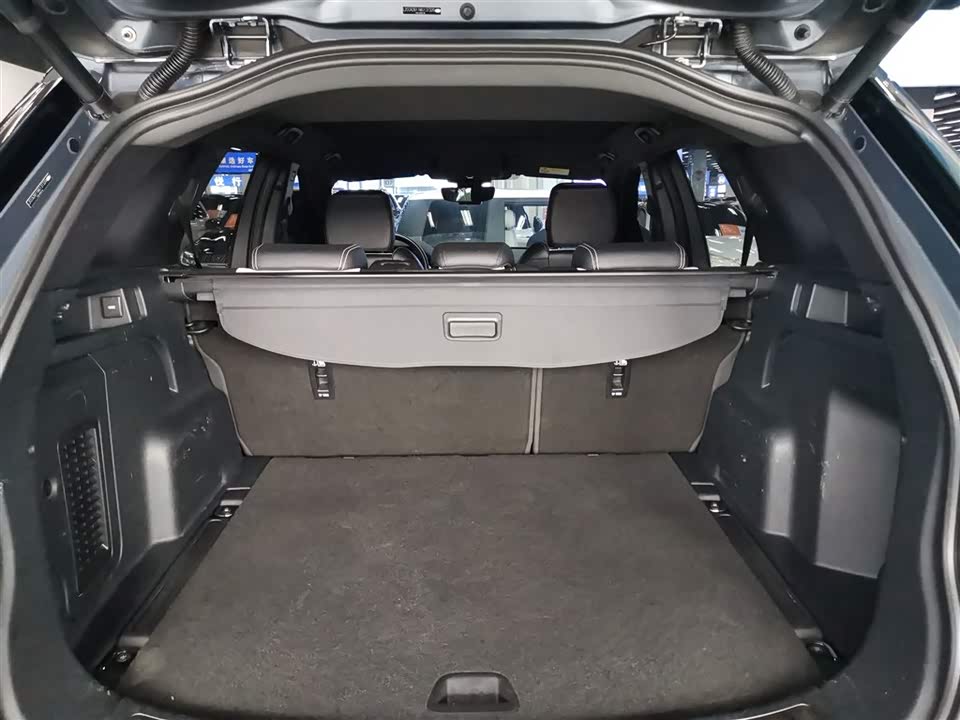 Land Rover Discover sports