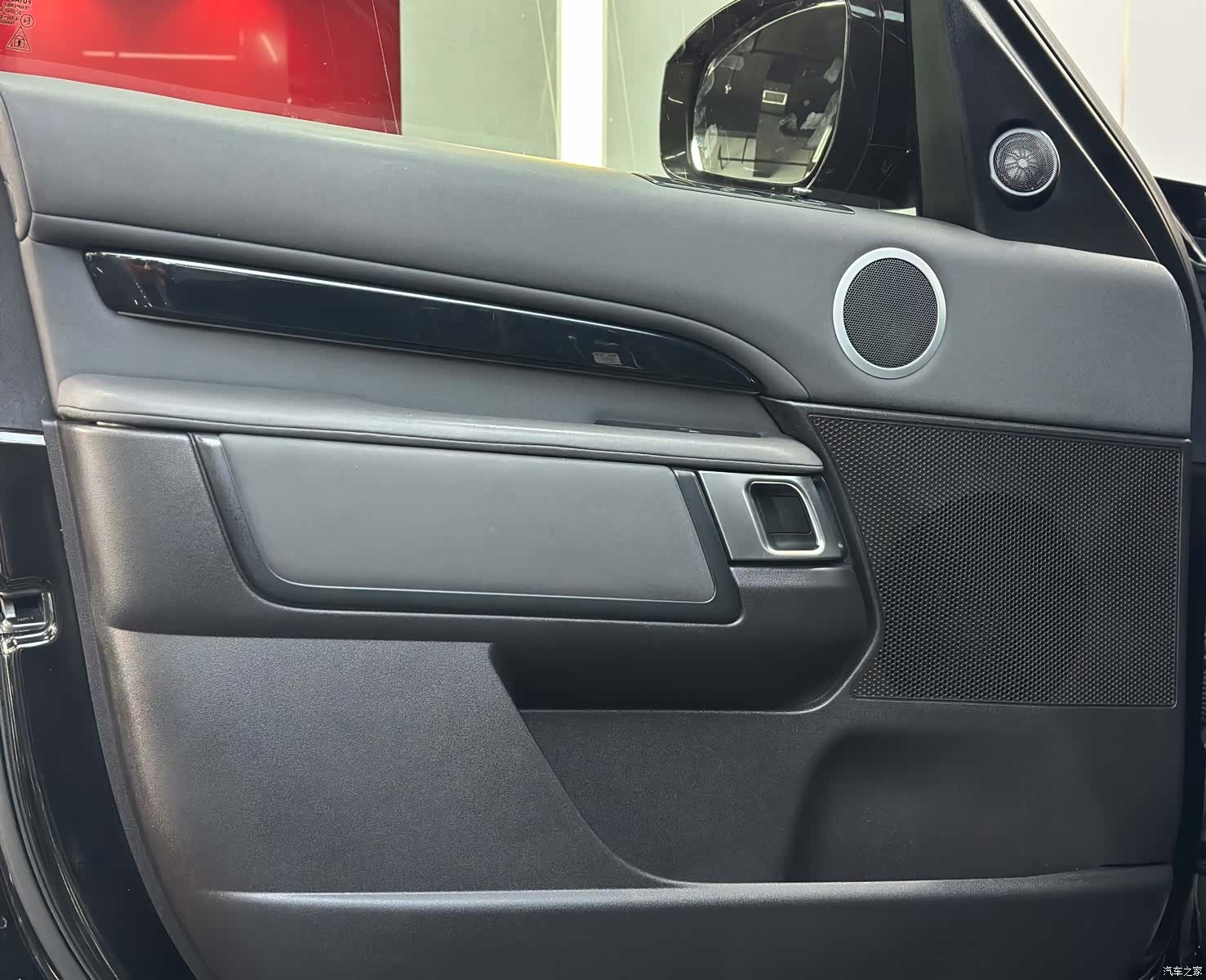 Land Rover Discovery, 2018 все фото