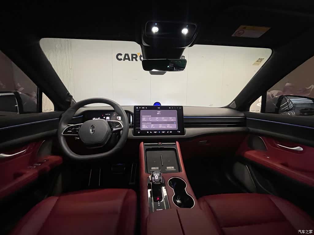 AITO M5, 2026 12