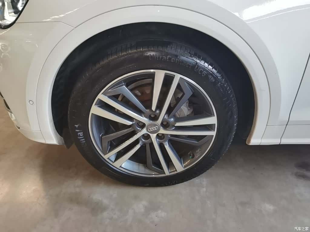 Audi Q5L, 2020 23