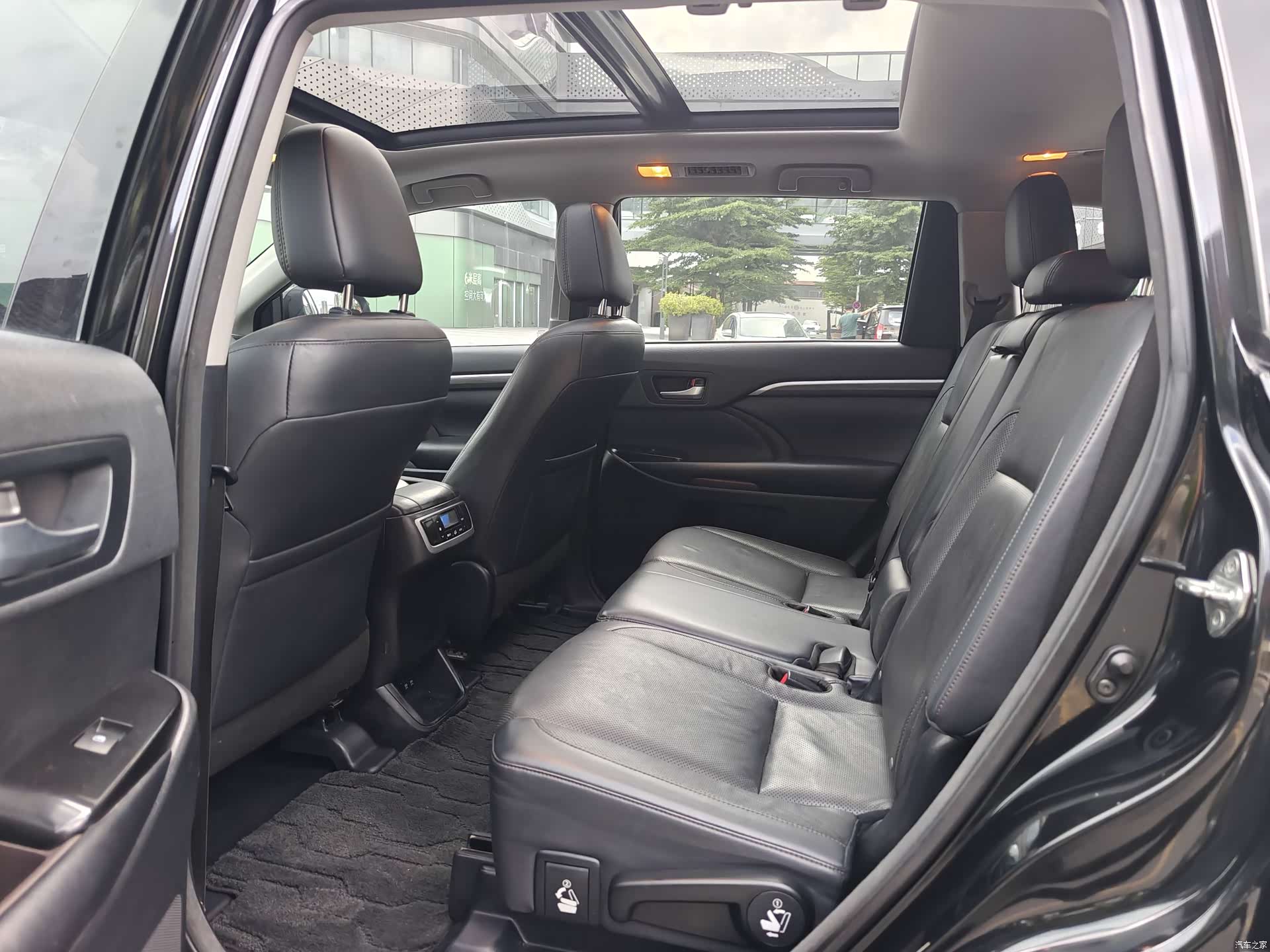 Toyota Highlander, 2020 11