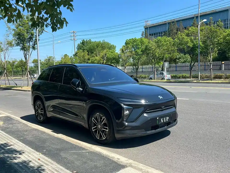 NIO ES6