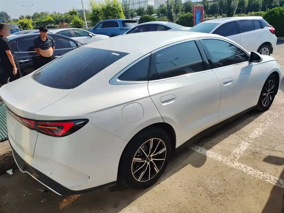 BYD Seal 06