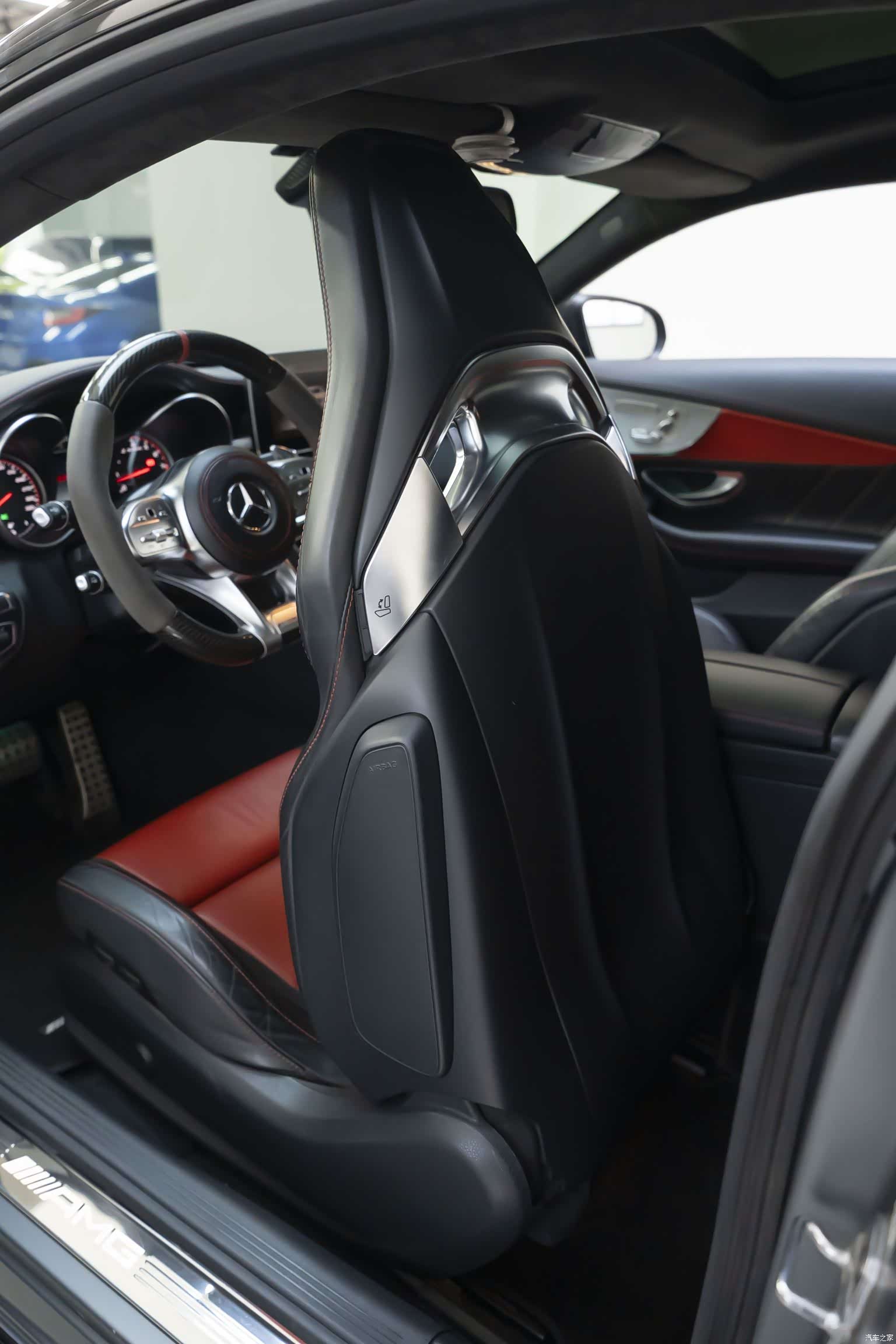 Mercedes-Benz C-Class, 2018 16
