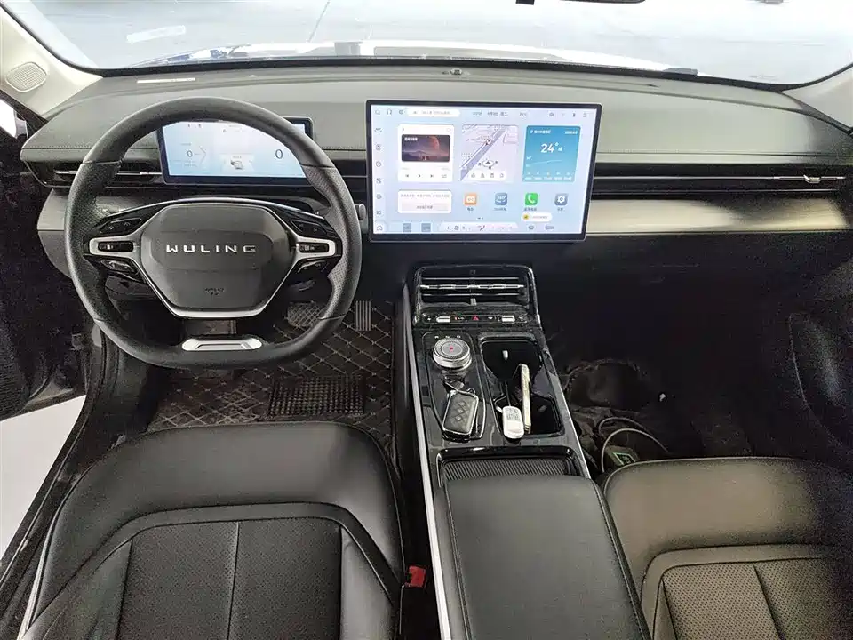 Wuling Wuling Starlight