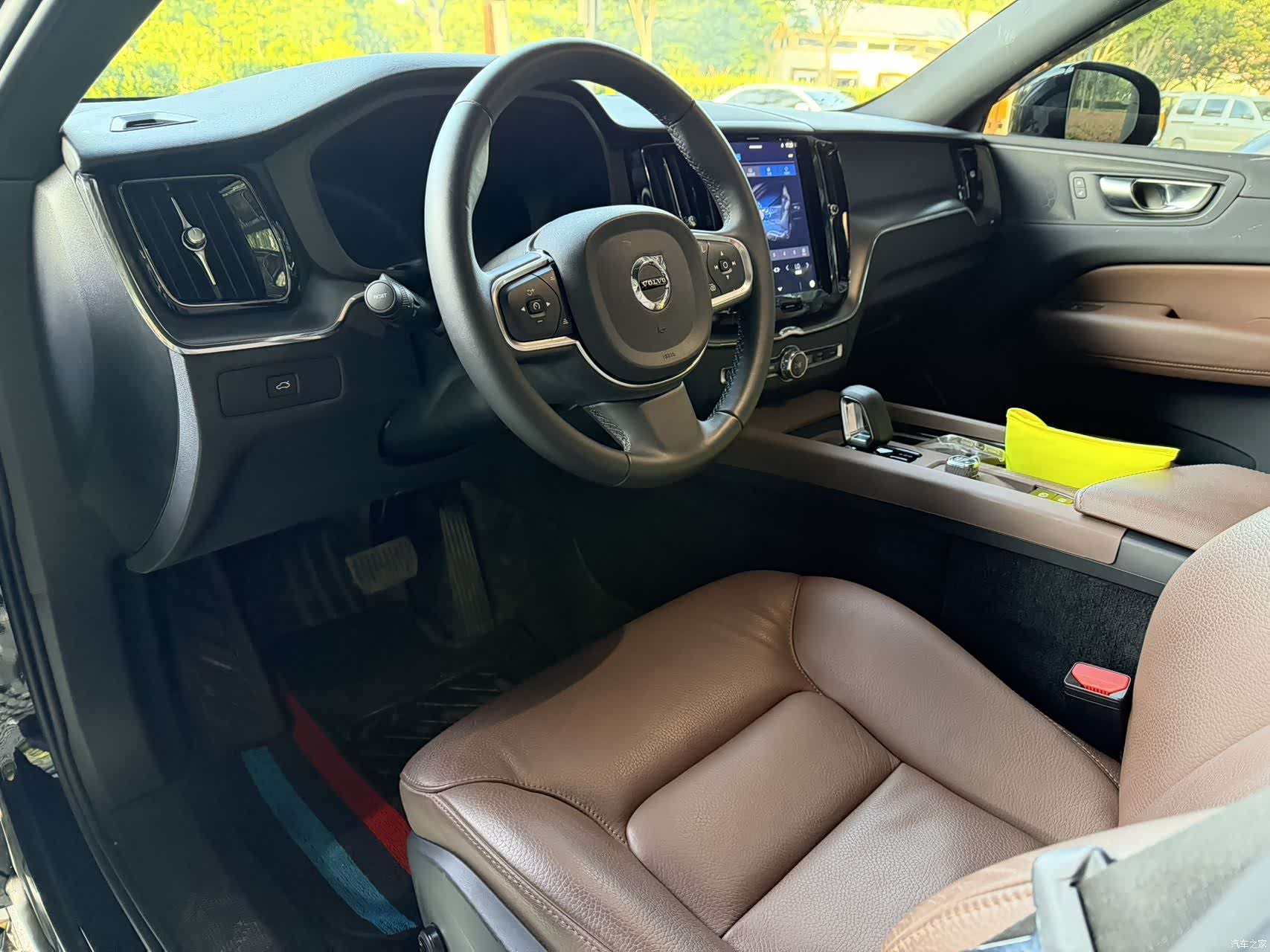 Volvo XC60, 2025 все фото