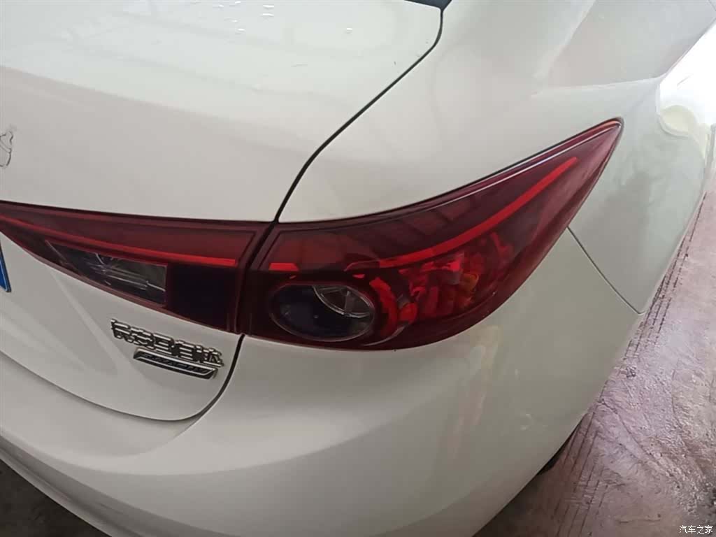 Mazda Mazda3, 2018 8
