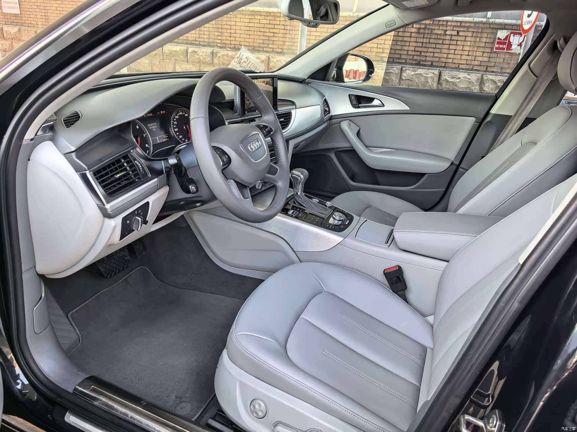 Audi A6L, 2014 8