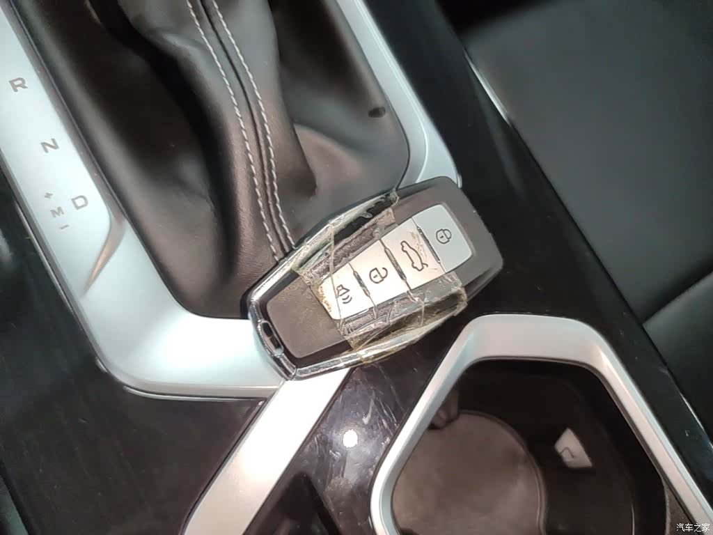 Geely Coolray, 2025 9
