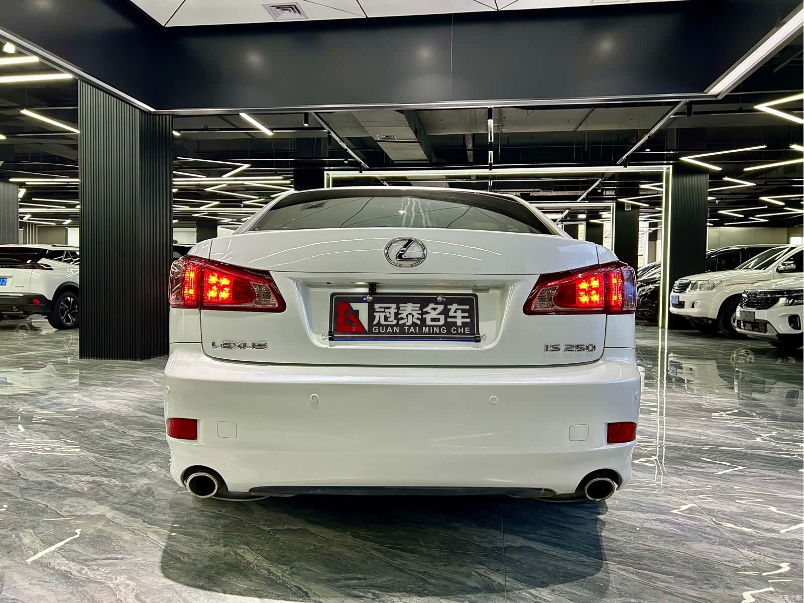 Lexus IS, 2012 6