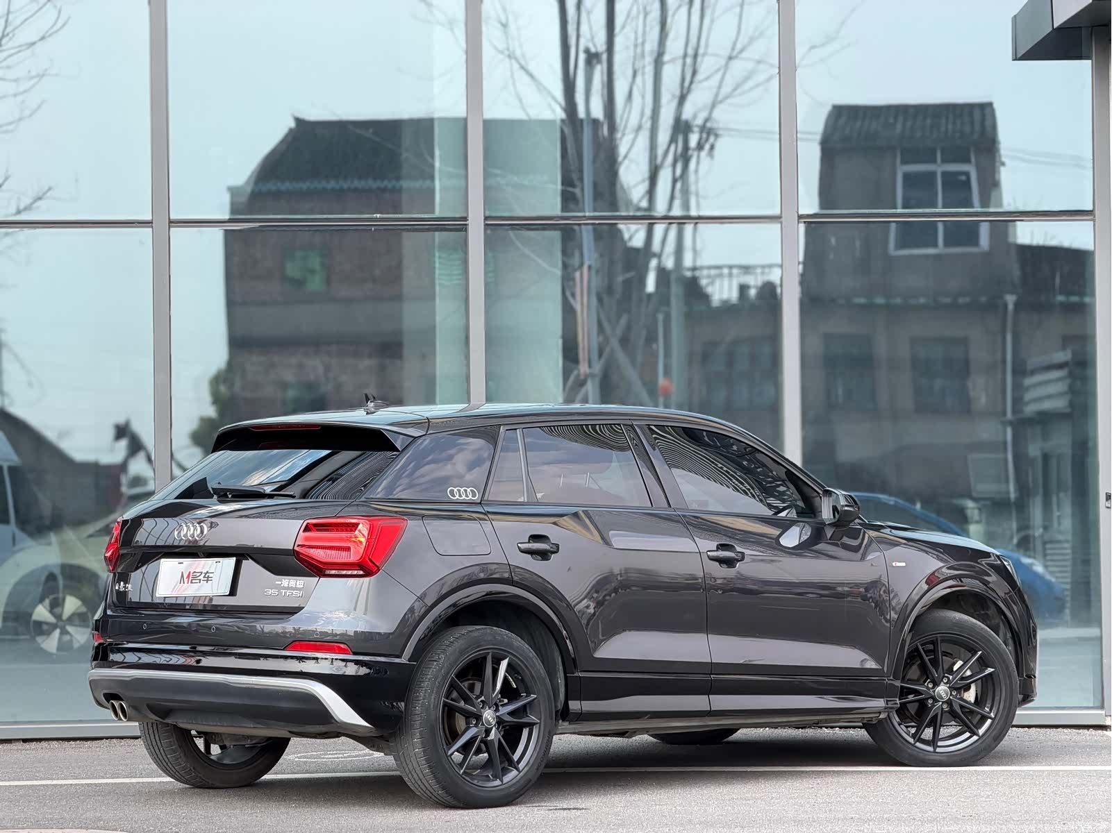 Audi Q2L, 2021 все фото