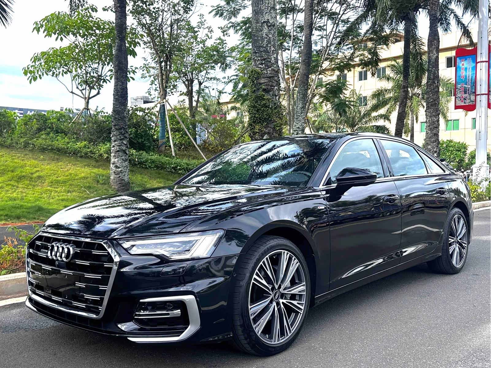Audi A6L, 2025 1
