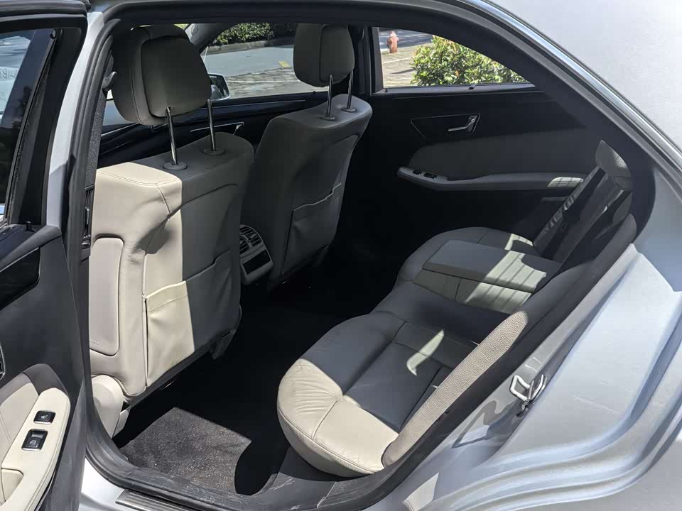 Mercedes-Benz E-class Mercedes-Benz E-class