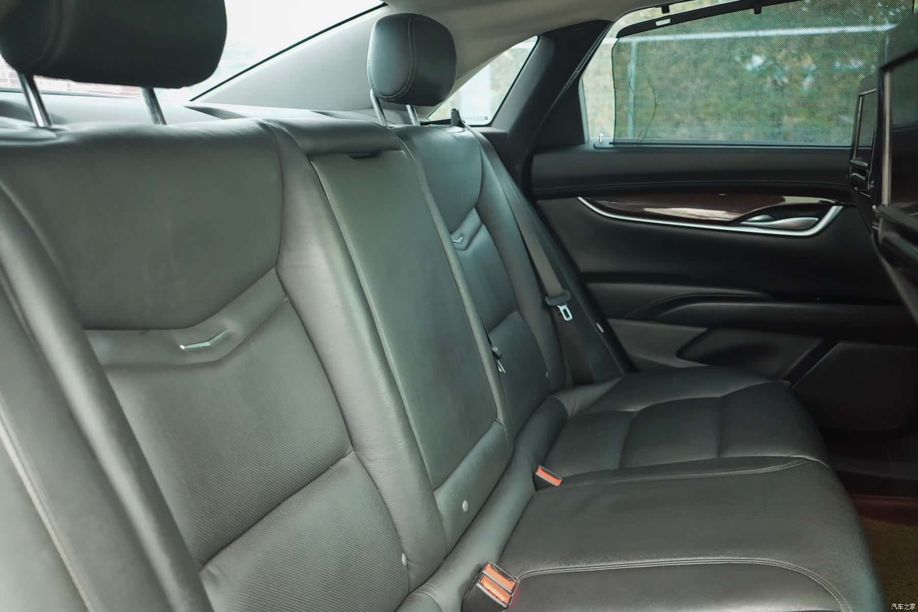 Cadillac XTS, 2013 24