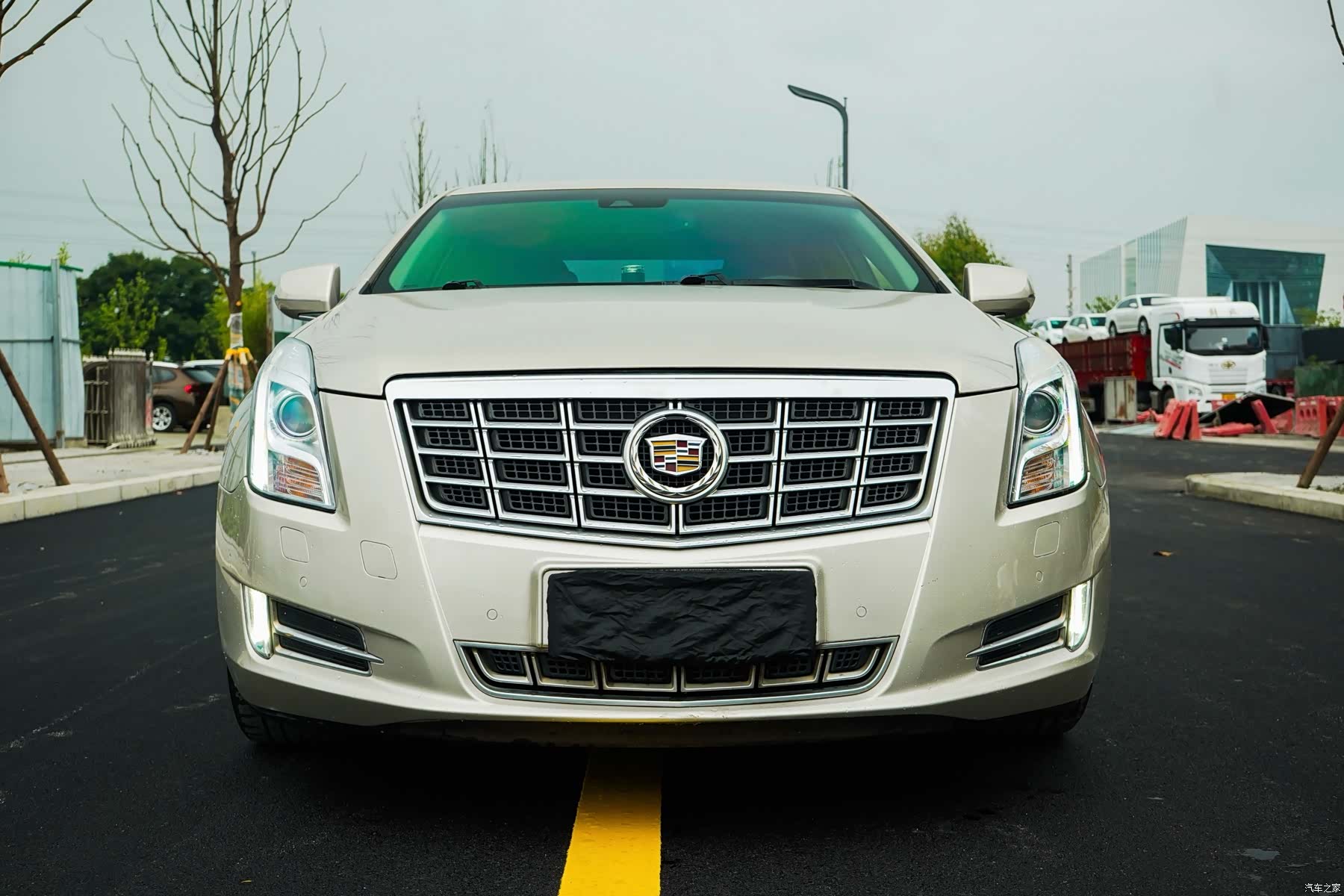 Cadillac XTS, 2013 2