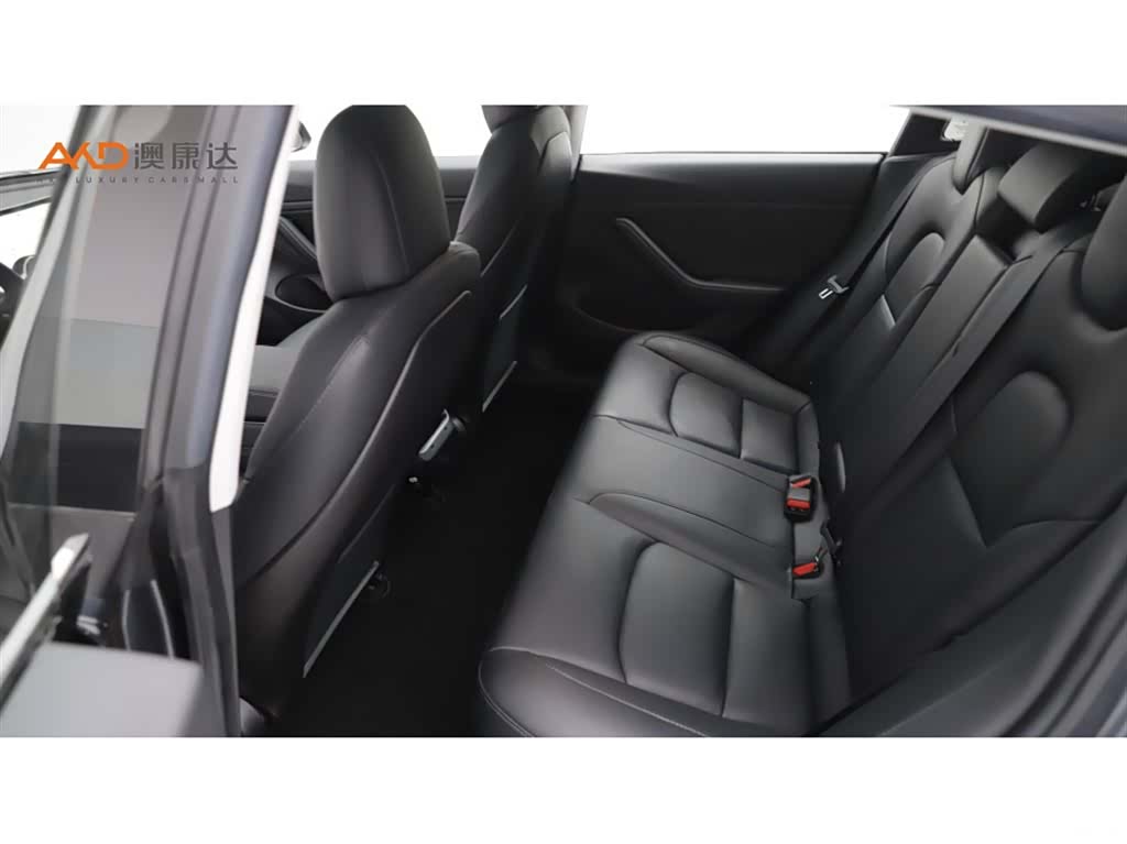 Tesla Model 3, 2019 7