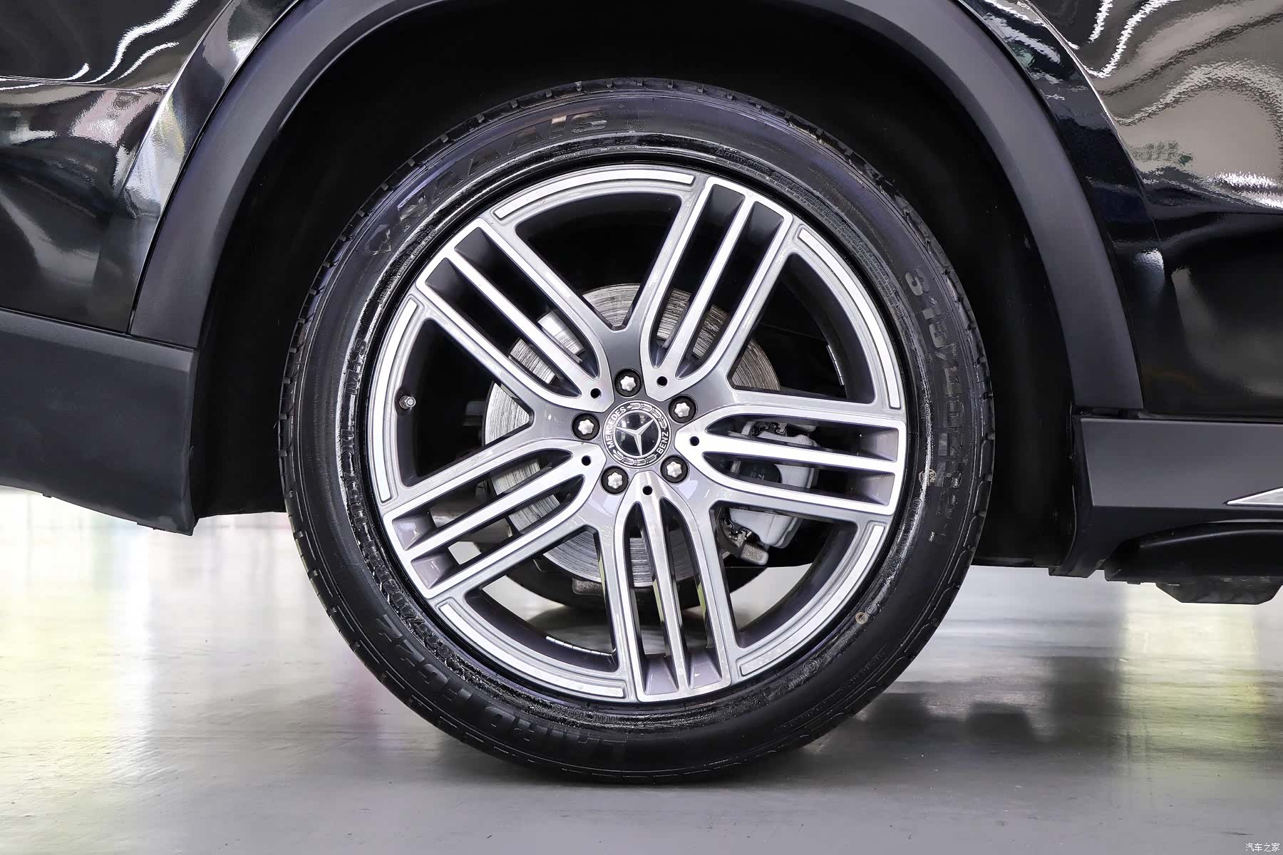 Mercedes-Benz GLS, 2021 38