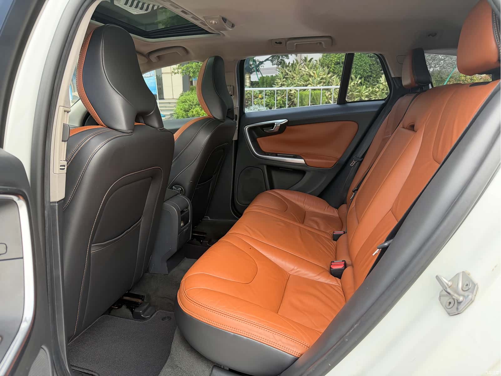 Volvo V60, 2014 6