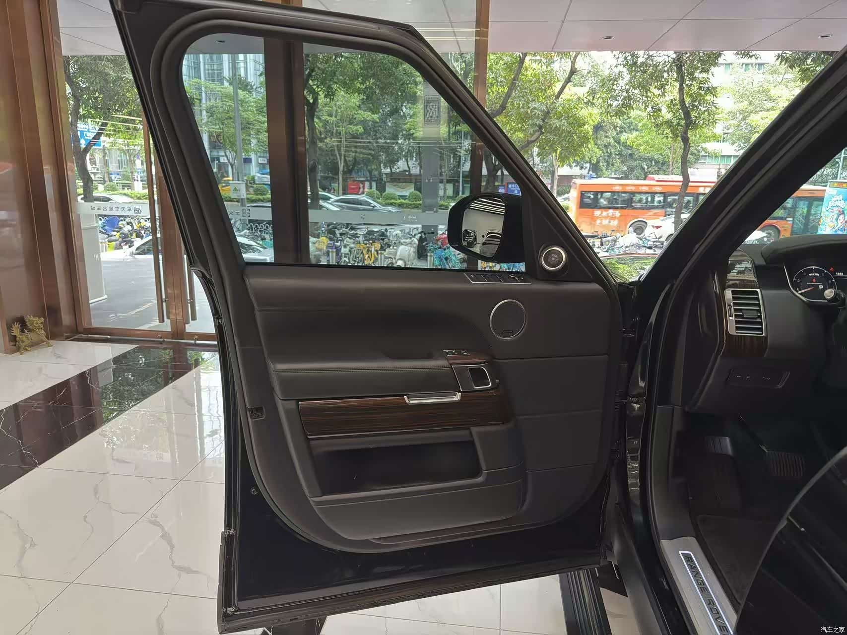 Land Rover Range Rover, 2015 6