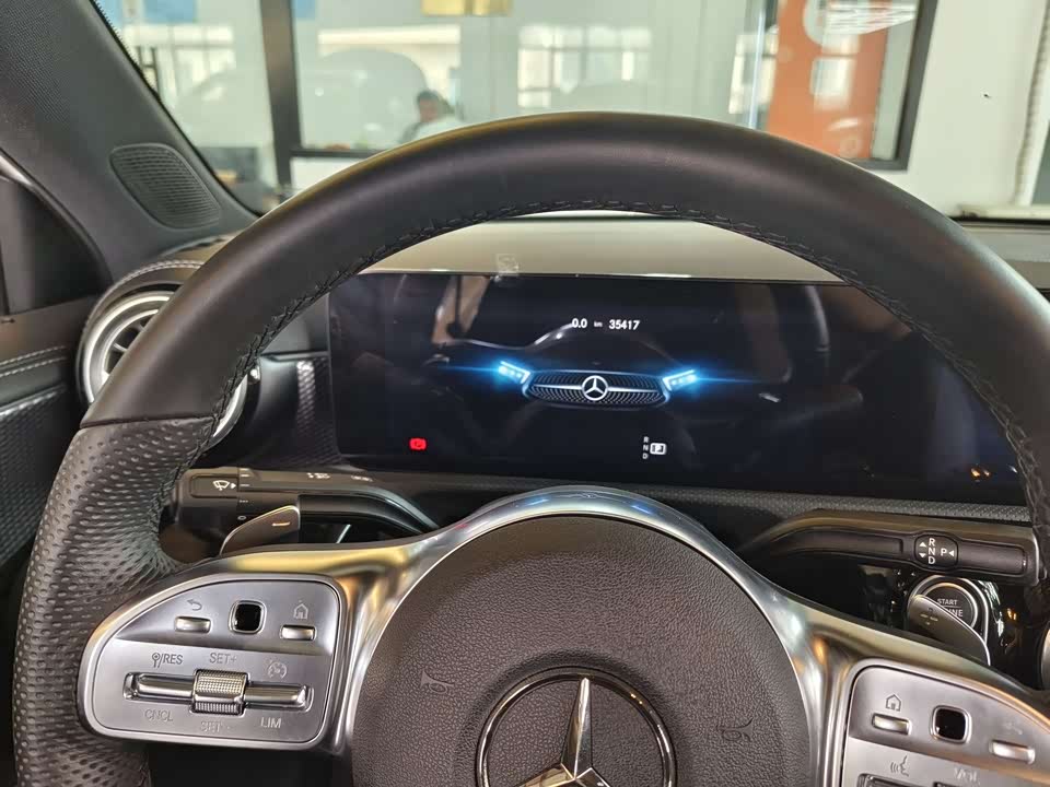 Mercedes-Benz Class A Mercedes-Benz Class A