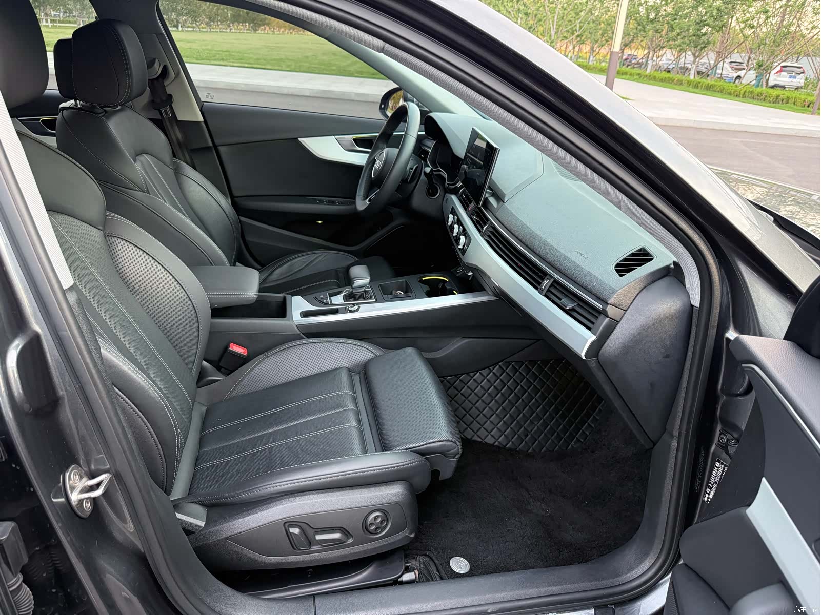 Audi A4L, 2022 16