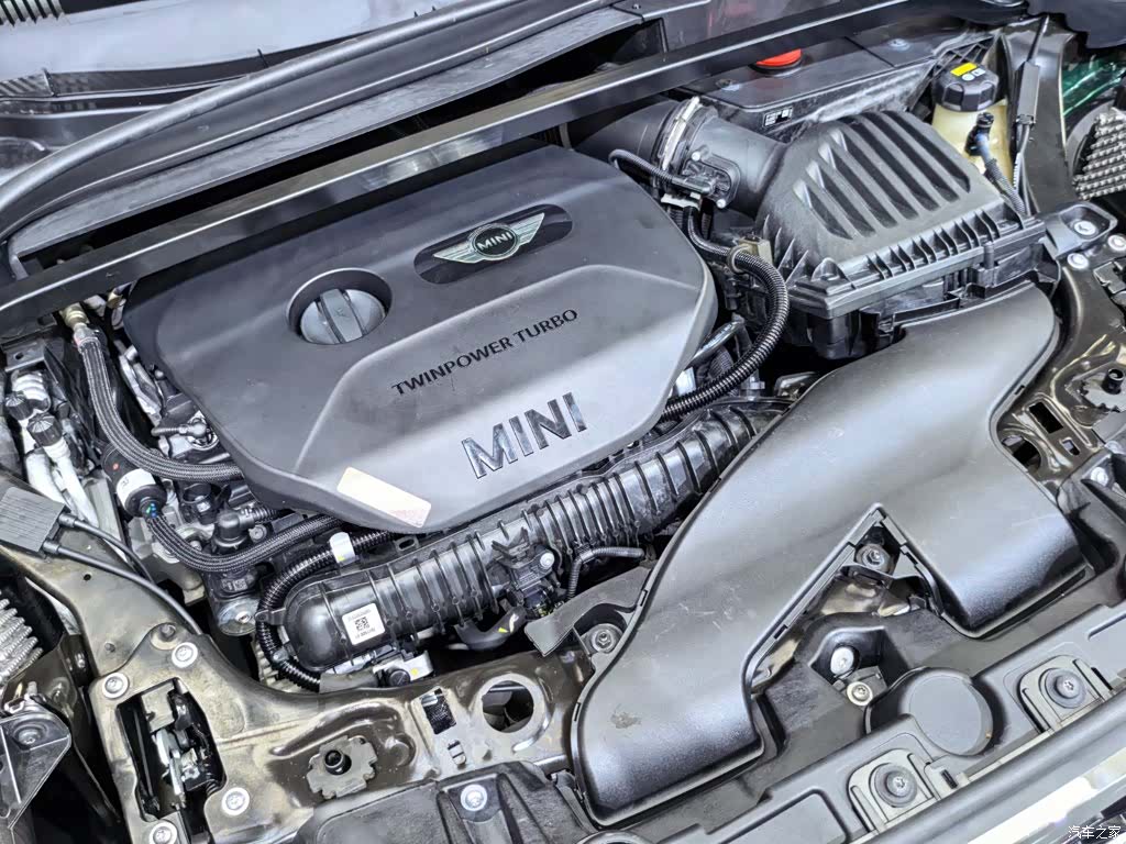 Mini Countryman, 2019 17