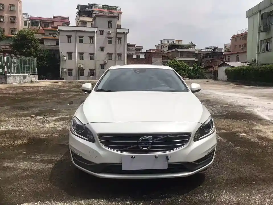 Volvo S60